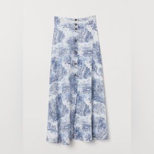 H & M Animal Safari Tolie Print Maxi Skirt